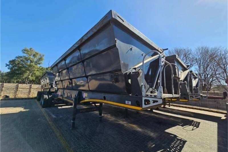 PR Trailers LINK SIDE TIPPER 45M3