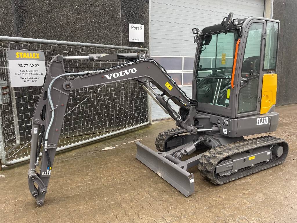 Volvo EC27D