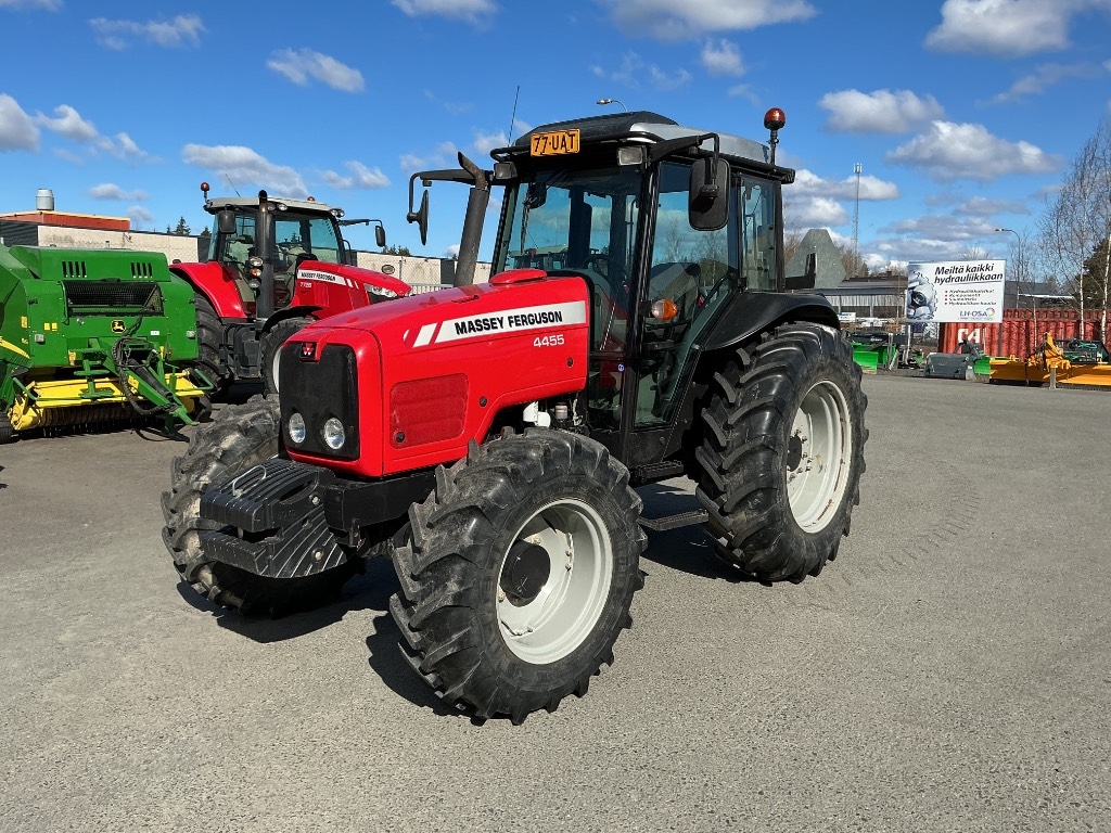 Massey Ferguson 4455