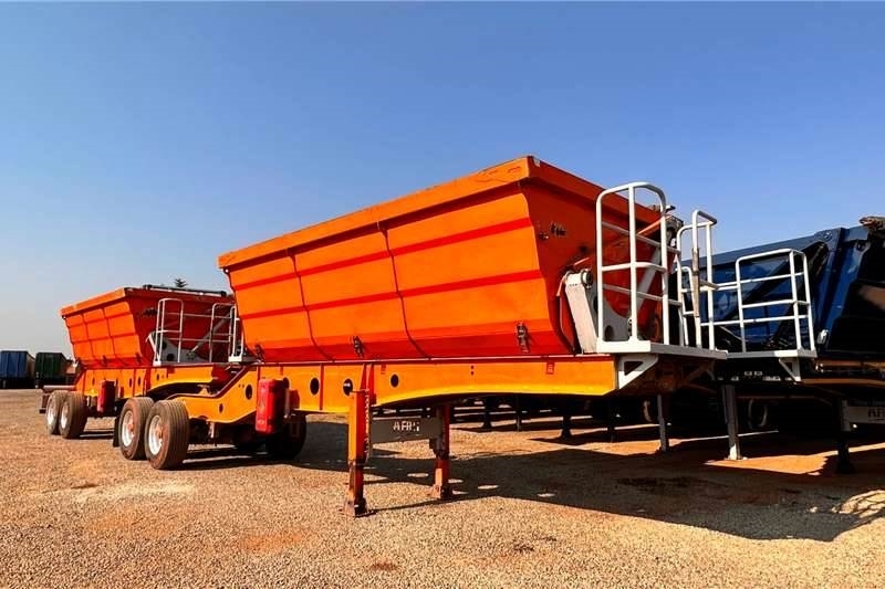 Afrit 25mÂ³ Interlink Side Tipper Trailer