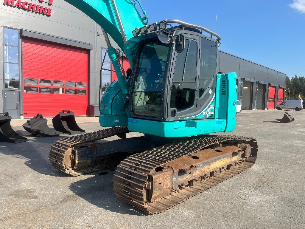Kobelco SK 230 SR LC / Engcon、铲斗、润滑脂 kuva 2