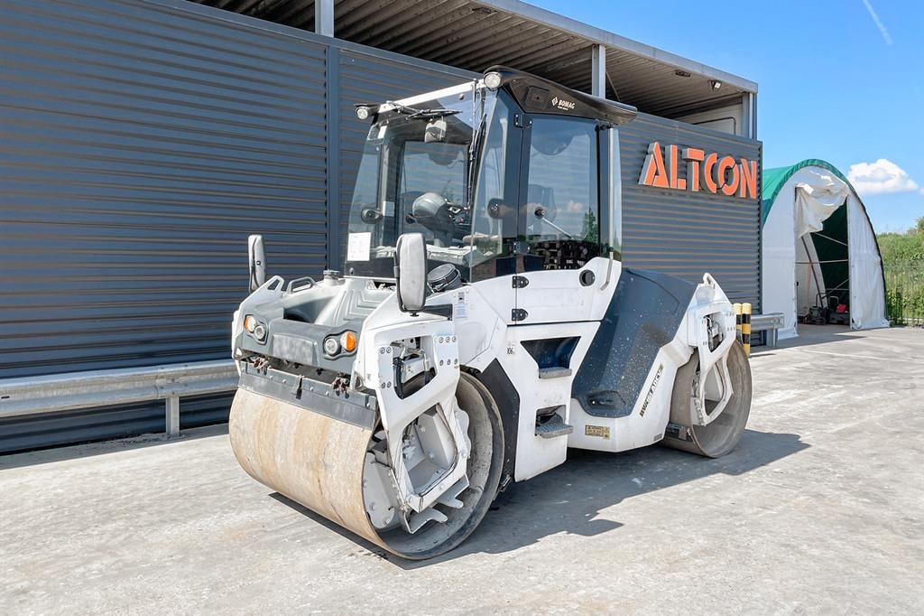 Rouleau tandem Bomag BW 151 AD-5 — occasion 2015, 5 081 h