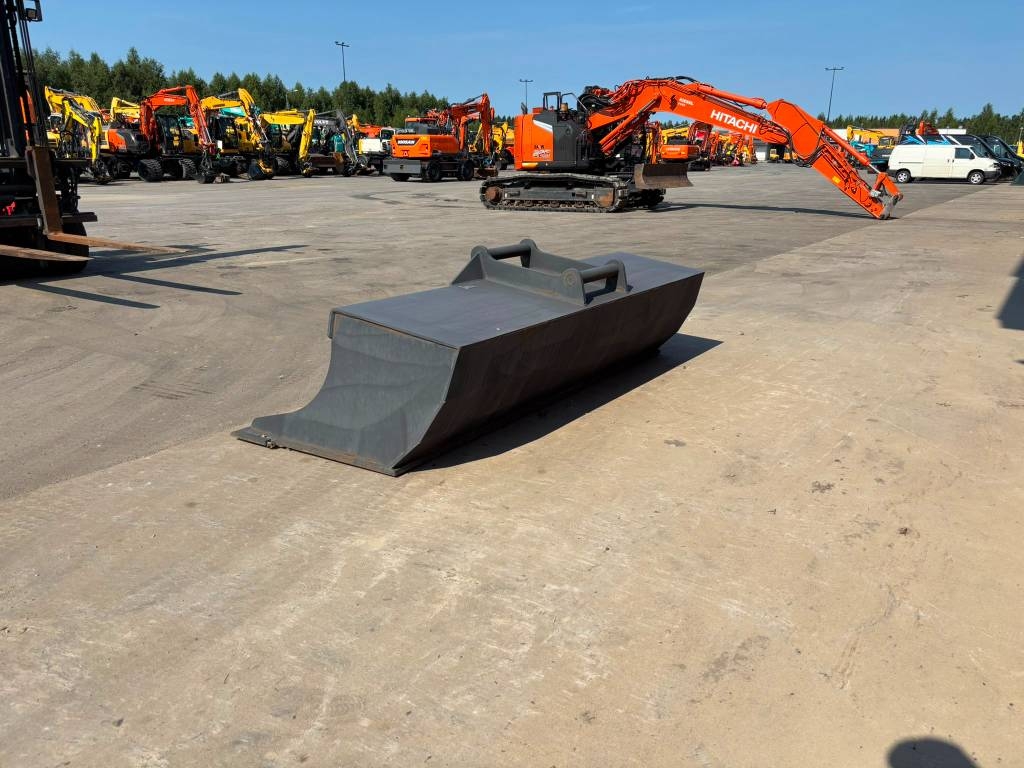 دلو تسوية Vikingsteel PP 3000 مم / 1500 لتر S70 kuva 3
