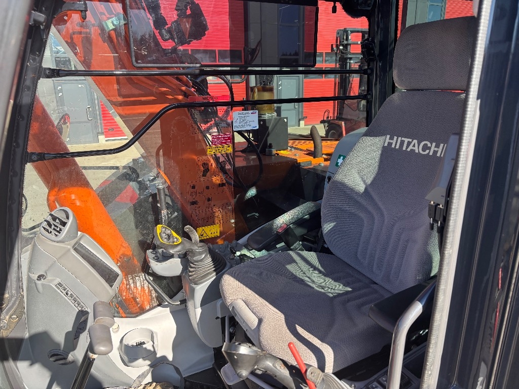 Hitachi ZX 85 US / MYYTY , PREDANÉ !!!! kuva 20