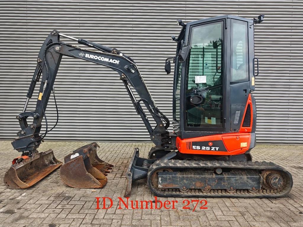 Eurocomach ES 25 ZT 3 Buckets!
