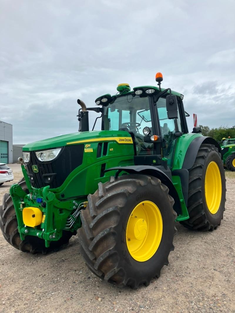 John Deere 6M 165