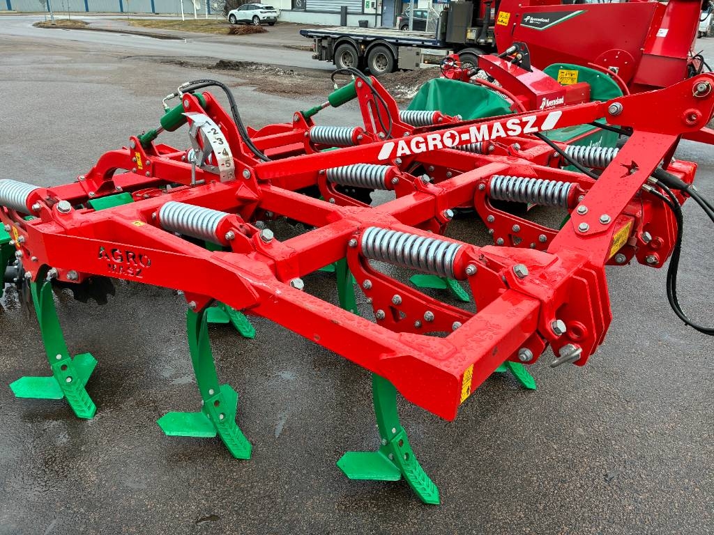 Agro-Masz Runner 30