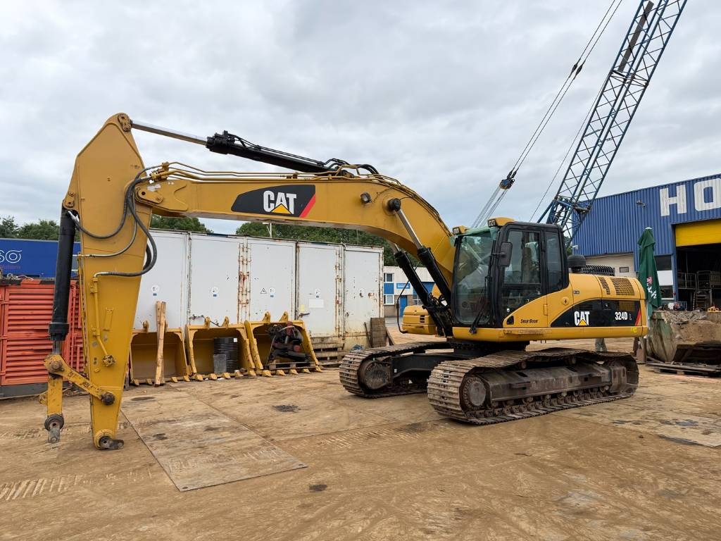 CAT 324 D L