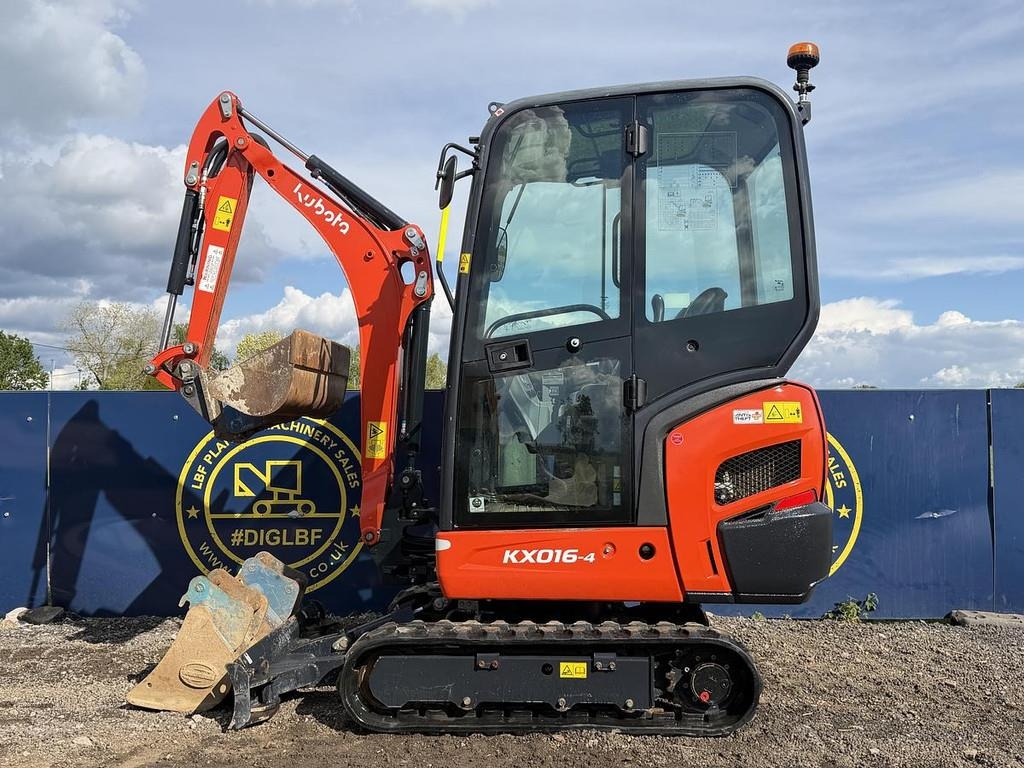 Kubota KX016-4