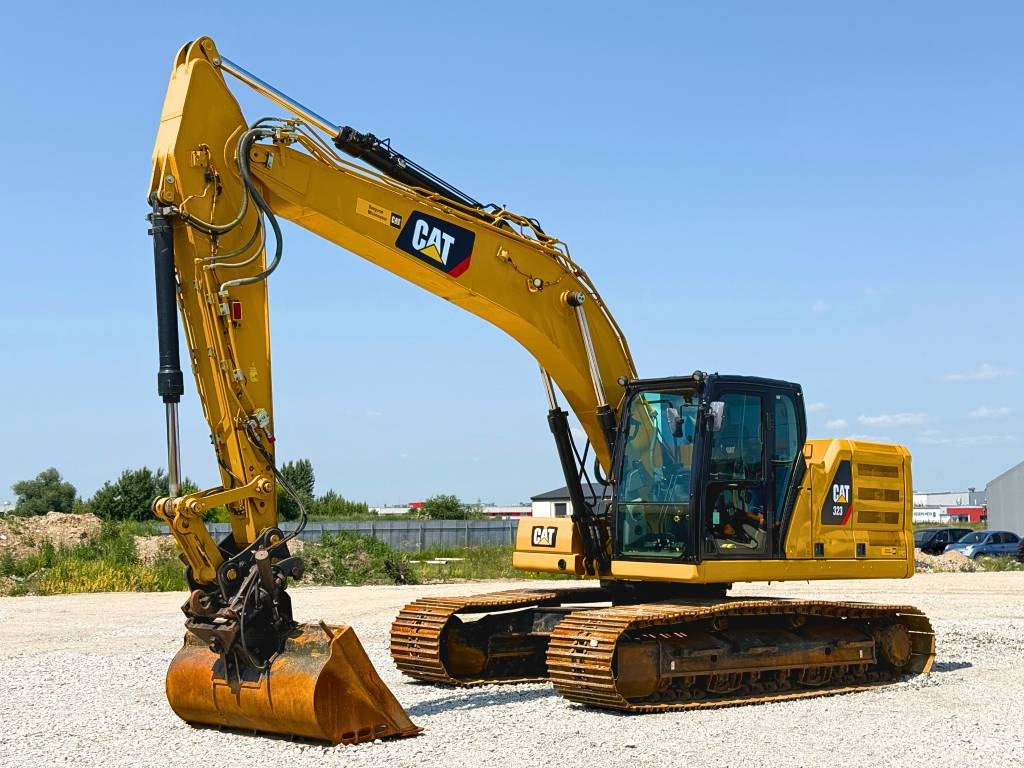 CAT 07B CAT 323