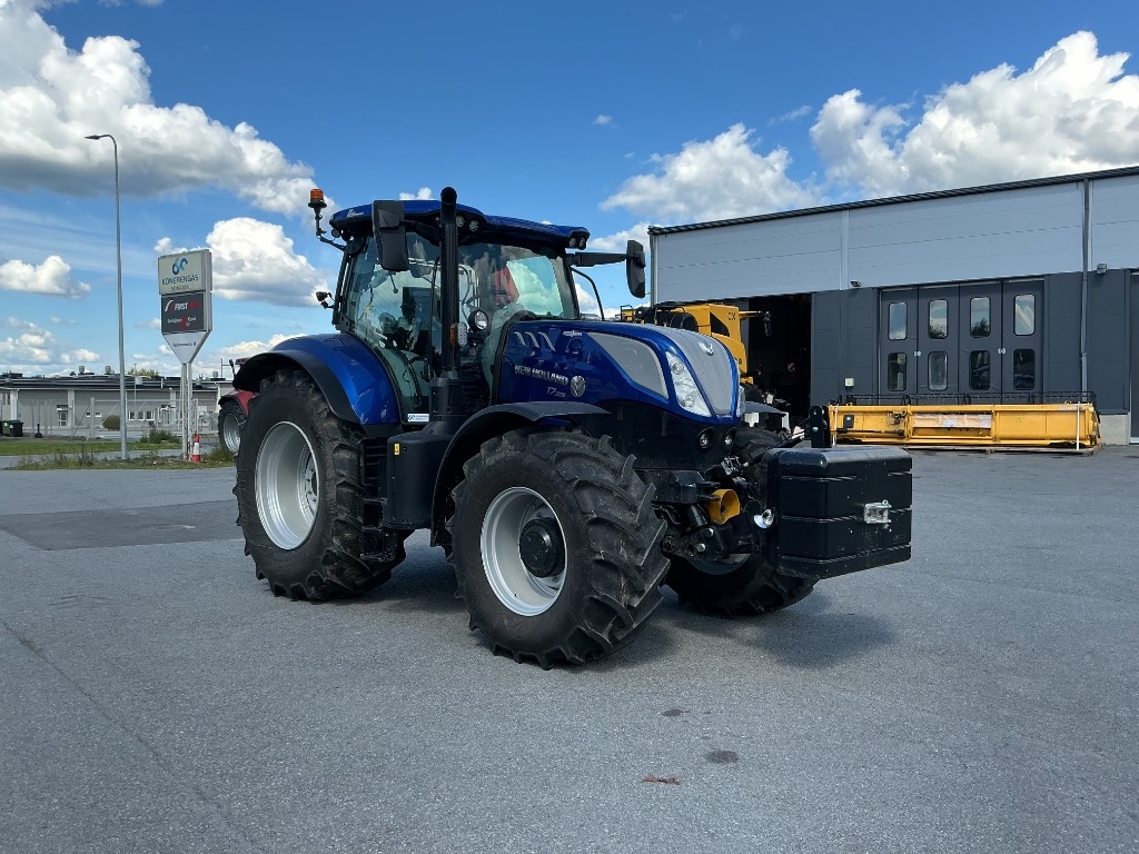 New Holland T 7.225 AC