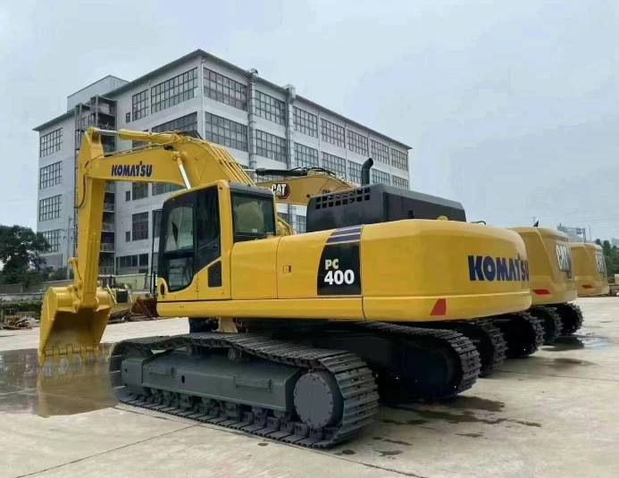 Komatsu PC 400