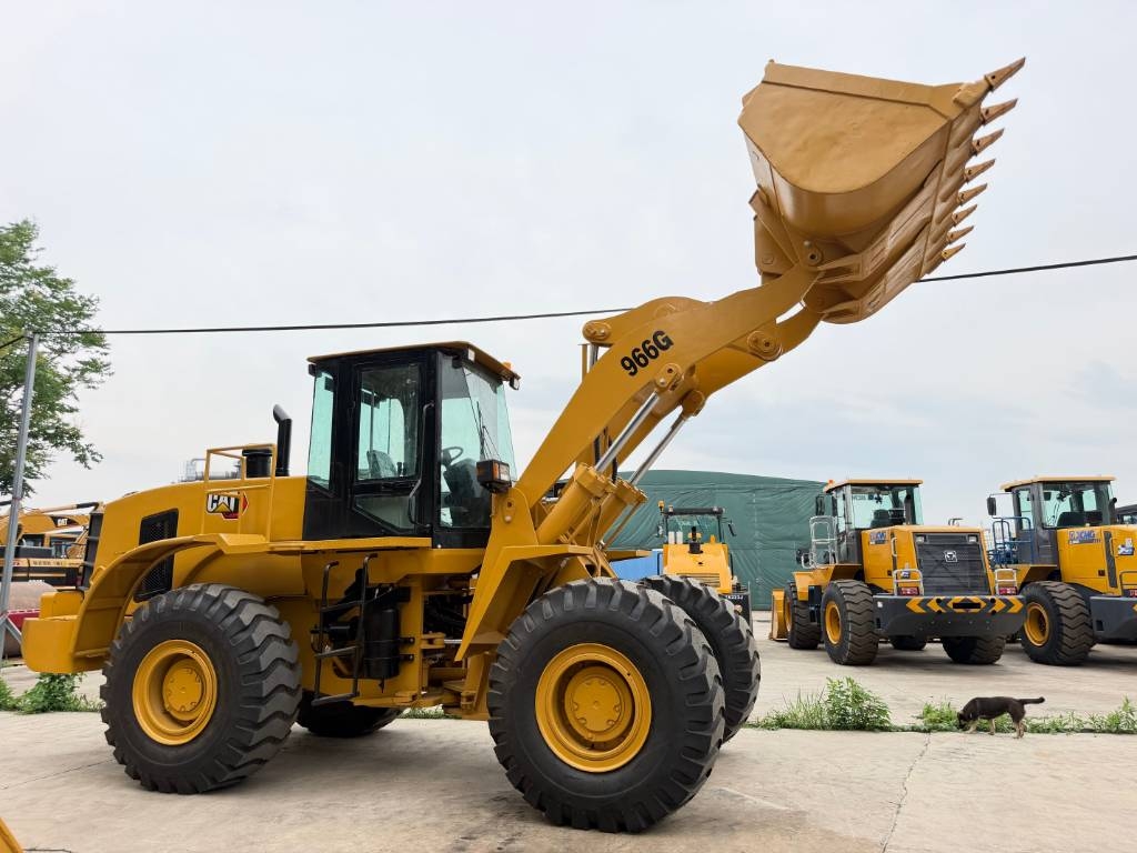 CAT 966G