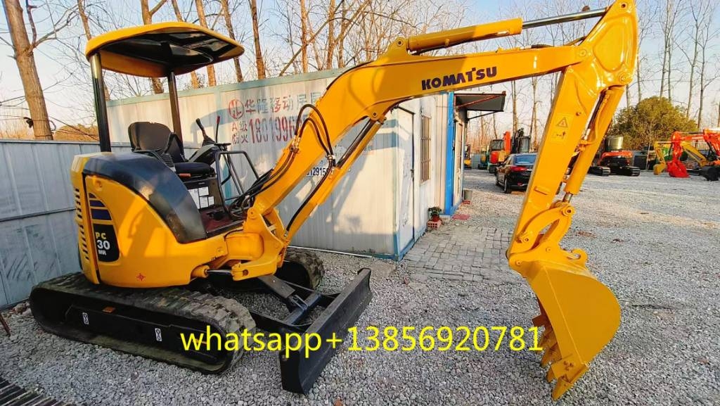 Komatsu PC 30 MR-3