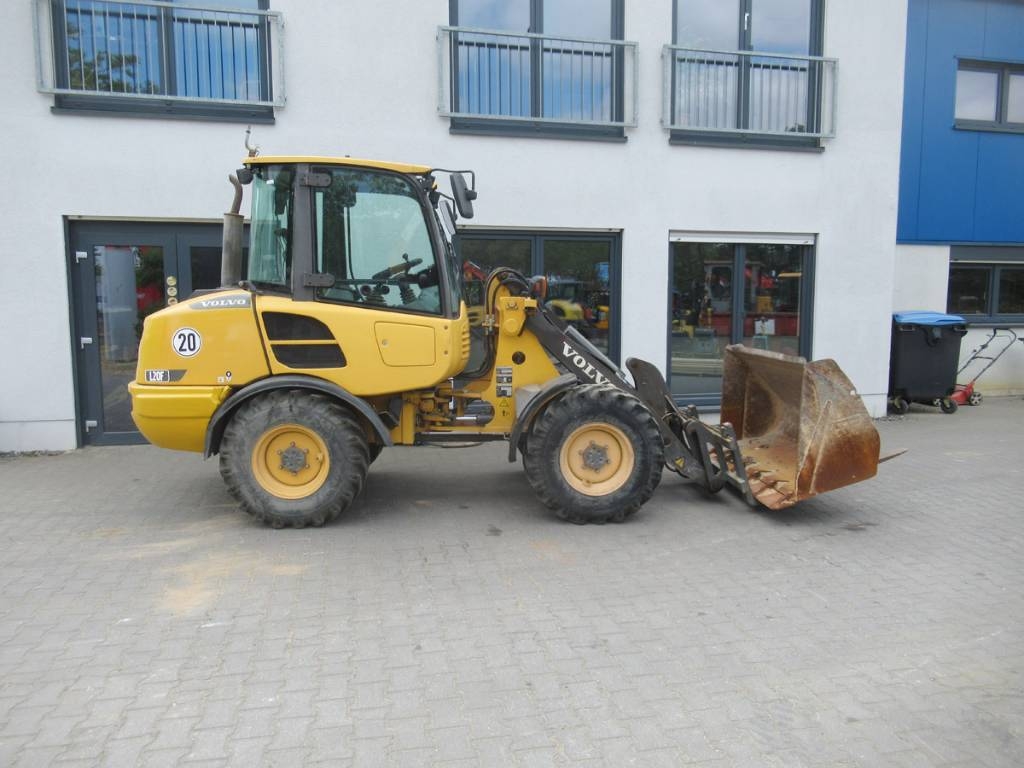 Chargeuse sur pneus Volvo L20F L20F — occasion 2013, 4 046 h