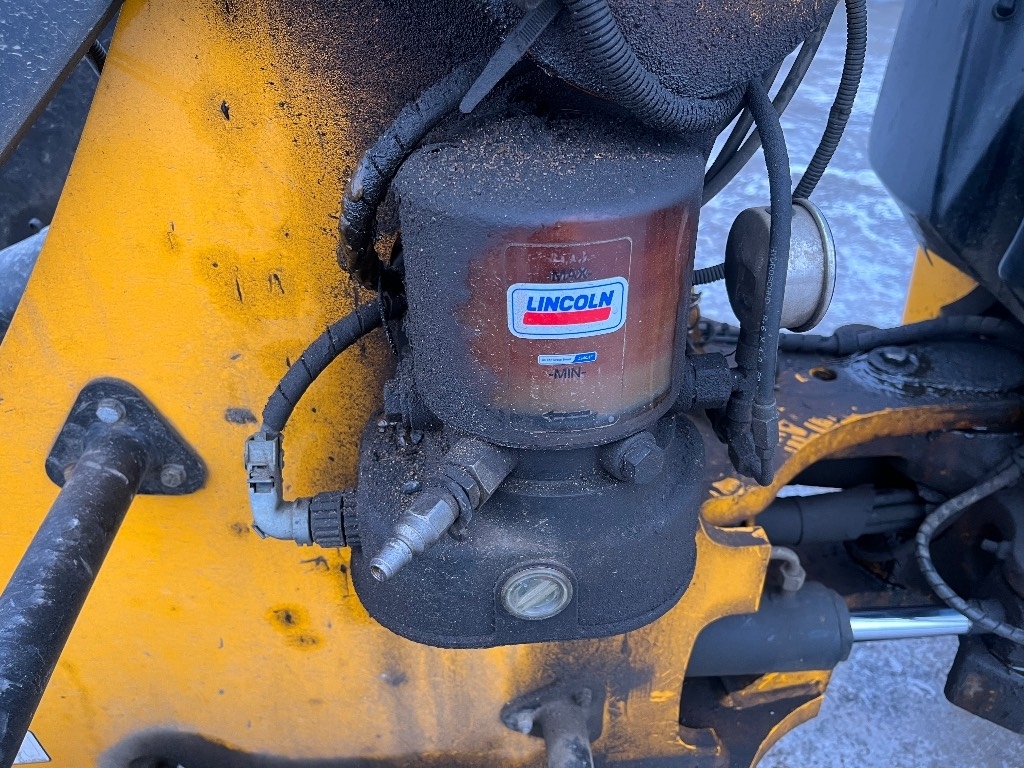 JCB 407 / Huippu varusteet, 35km/h, Rasvari kuva 12