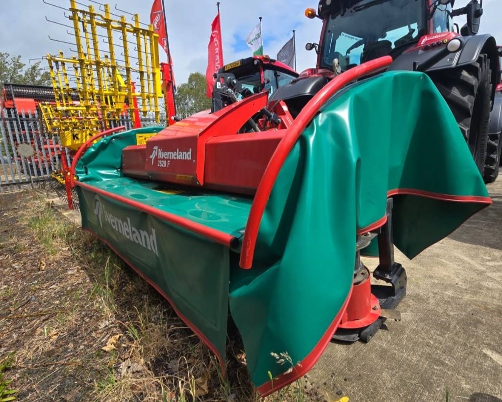 Kverneland 2828 F