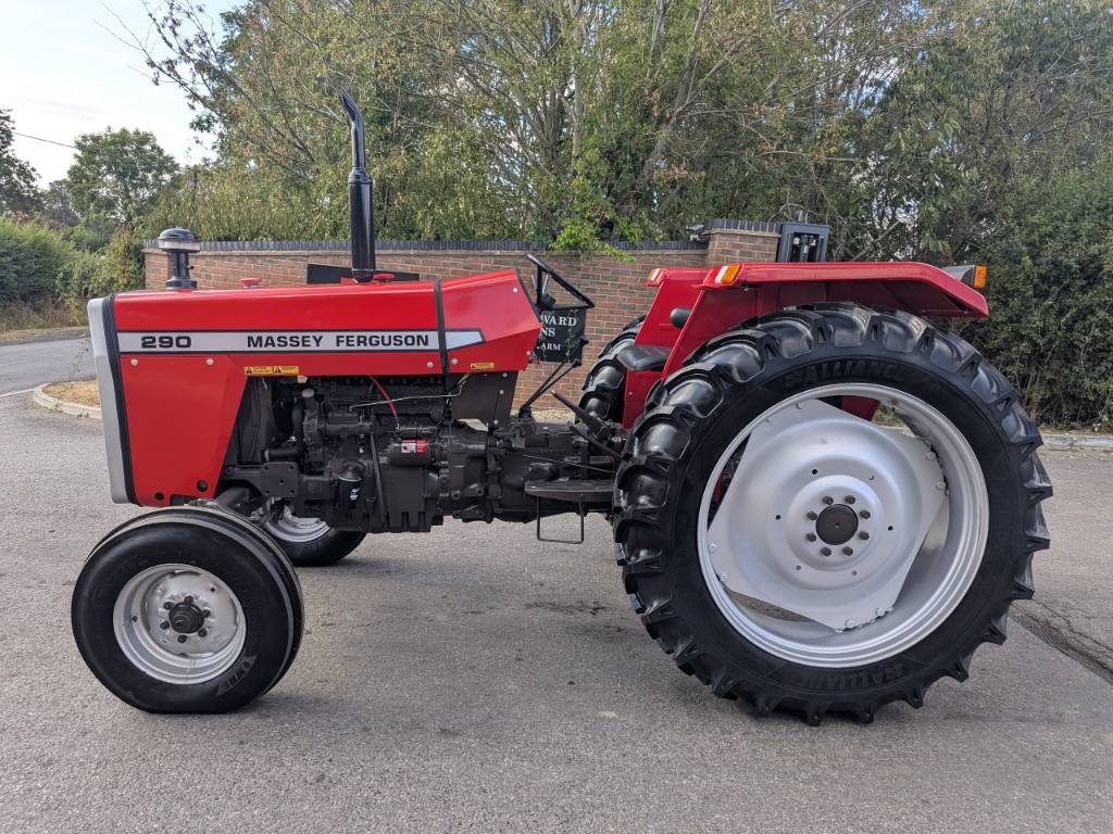 Massey Ferguson 290
