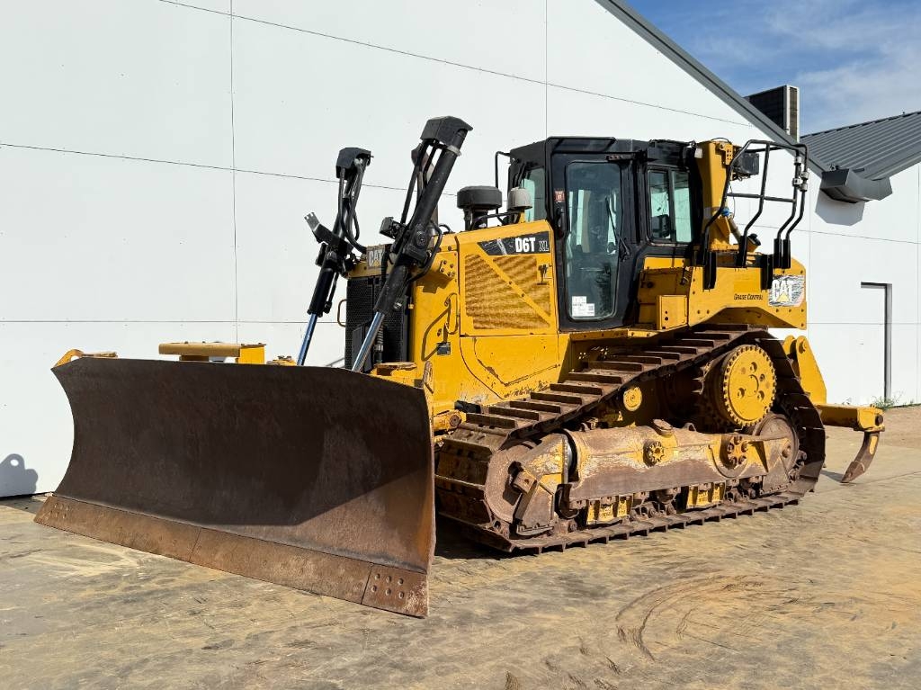 Bulldozer Caterpillar D6T XL - 3 Tine Ripper / 6 Way Blade / Camera — occasion 2019, 8 260 h