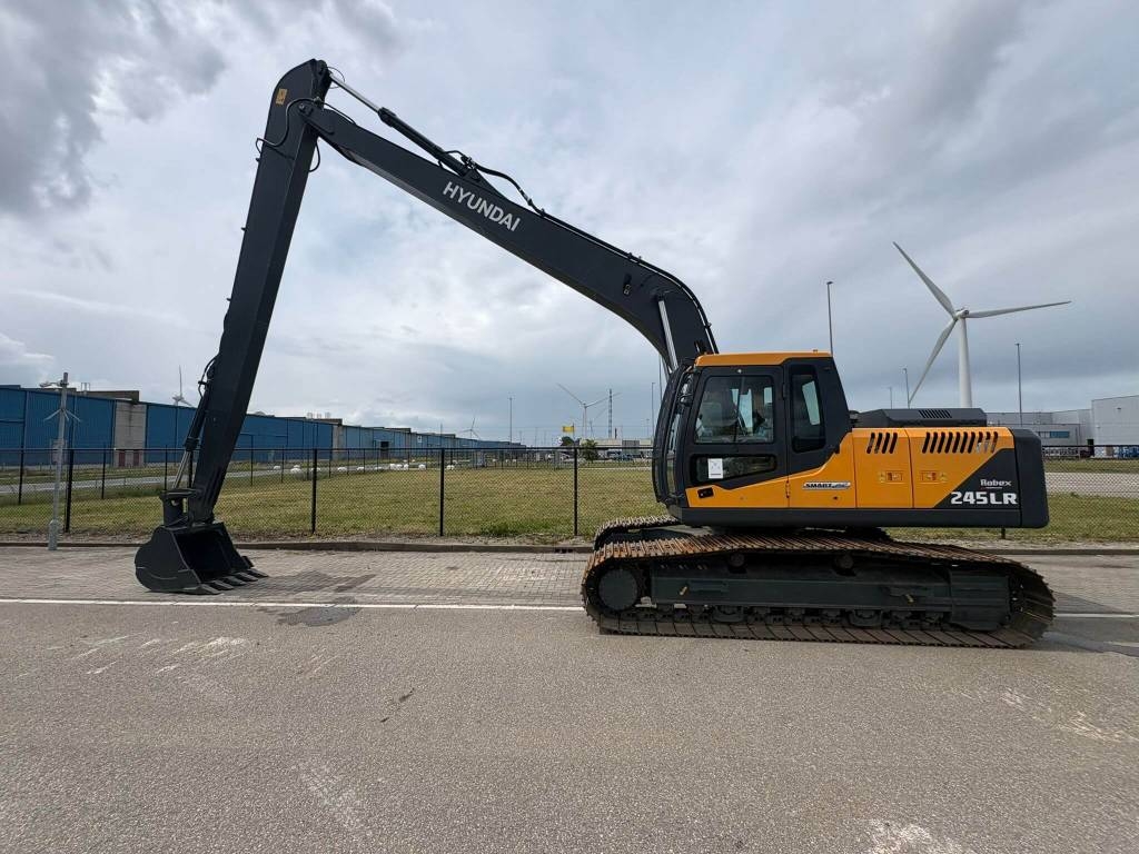 Hyundai R245 LRE - NEW UNUSED Long Reach