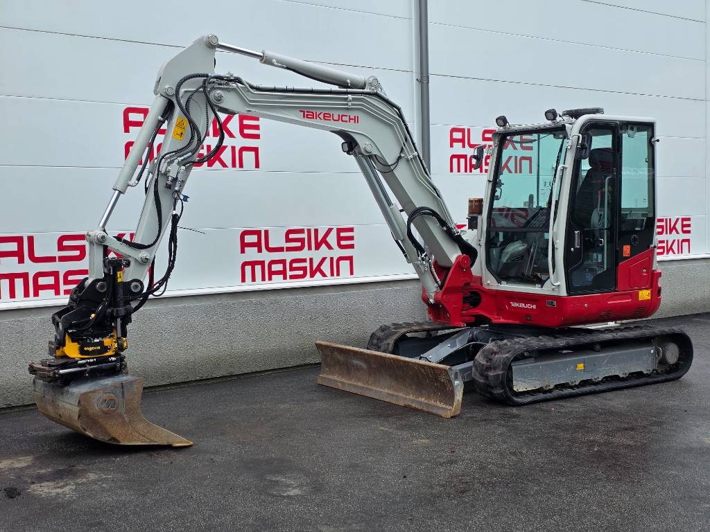 Takeuchi TB 260