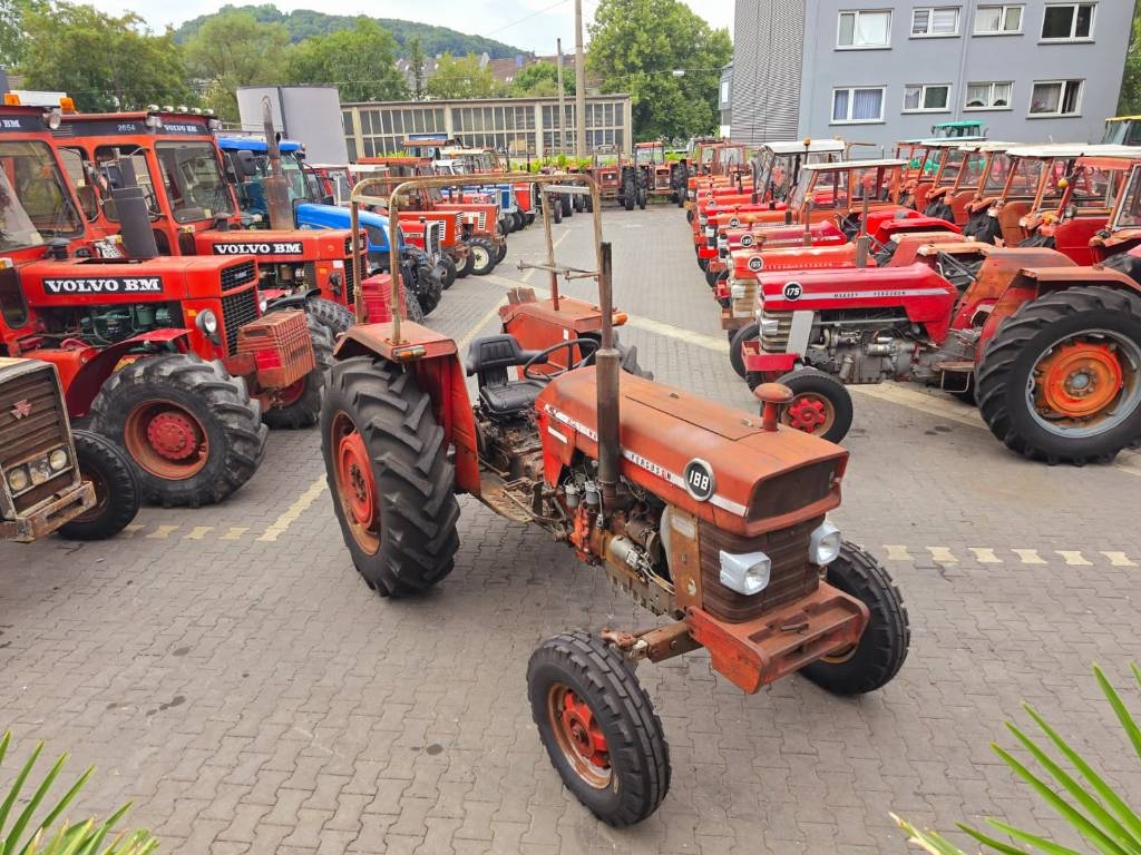 Massey Ferguson 188