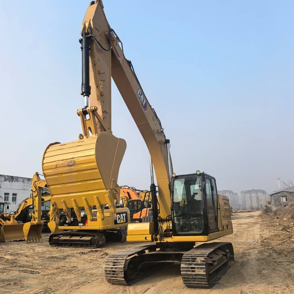 Pelle sur chenilles Caterpillar 320 GC — occasion 2023, 480 h