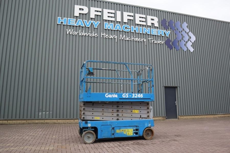 Genie GS3246 Electric, Working Height 11.75 m, 318kg Cap
