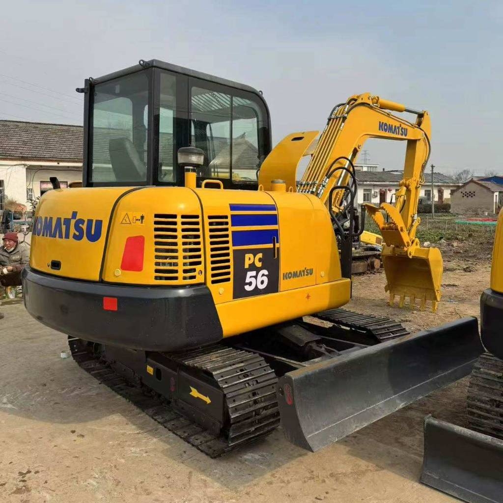 Komatsu PC 56