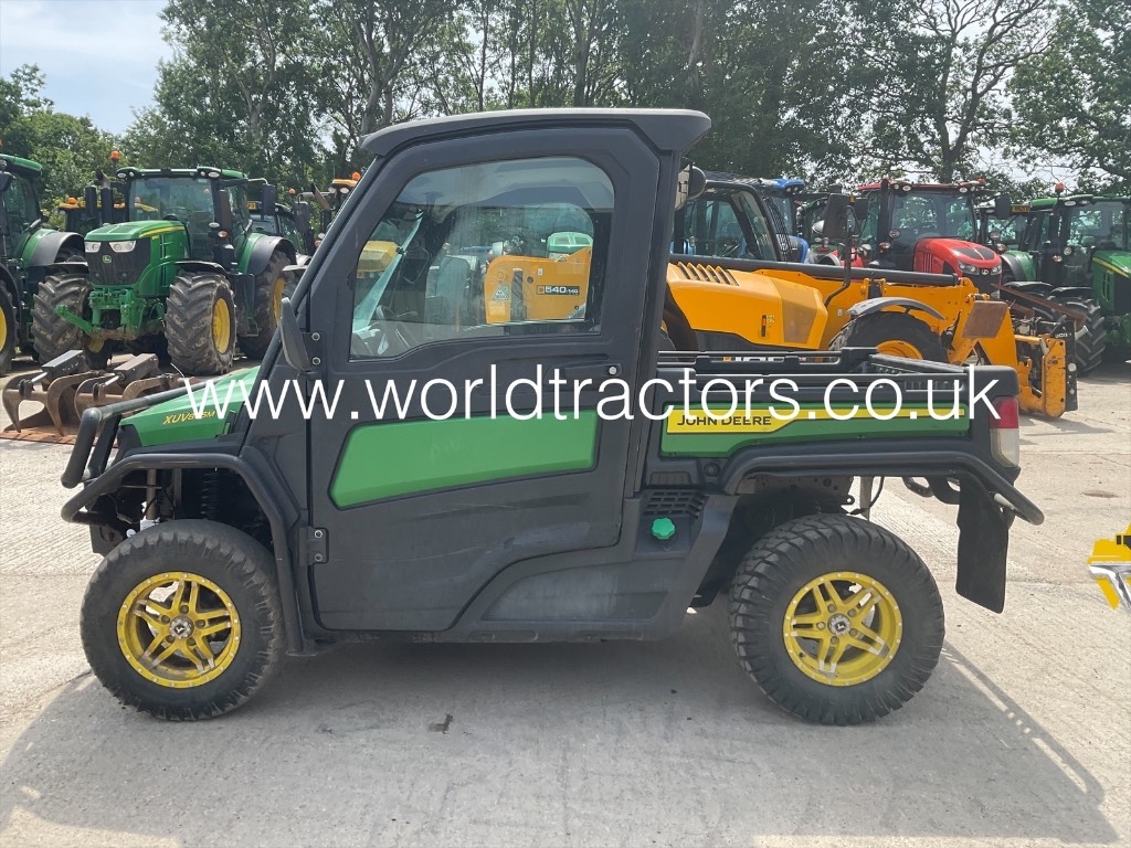 John Deere GATOR XUV 865M