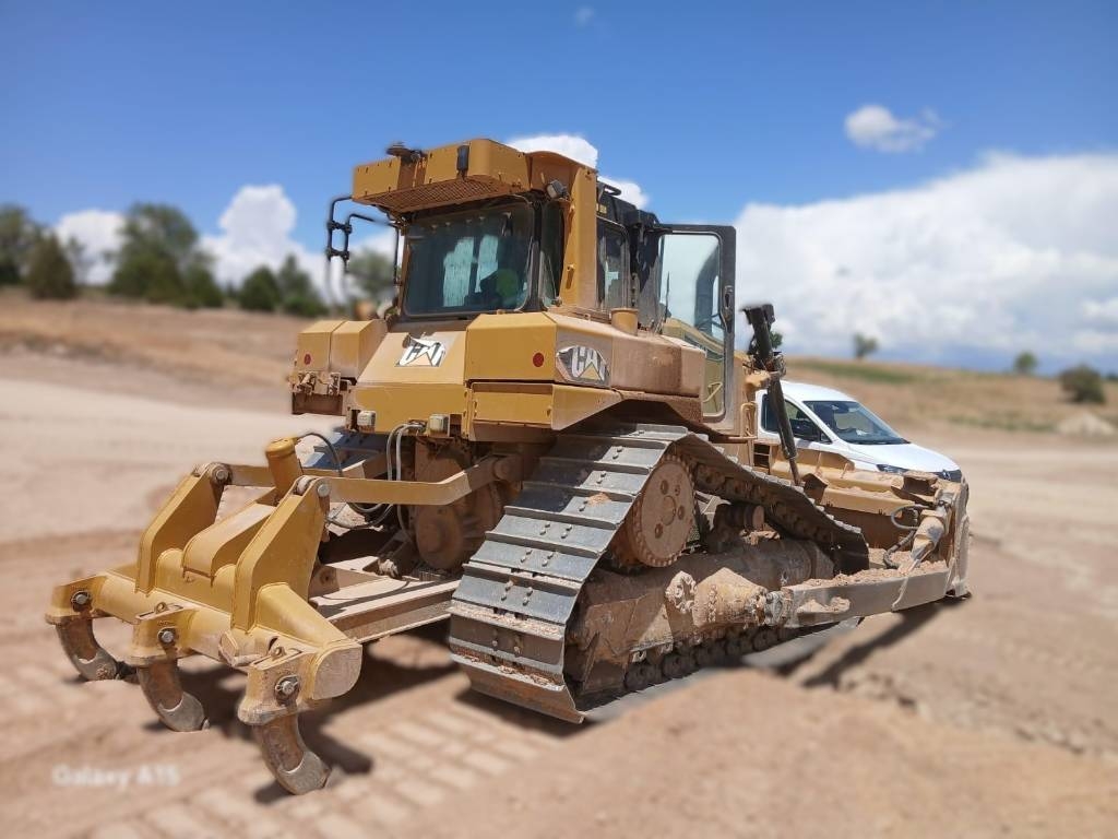 CAT D 6 T