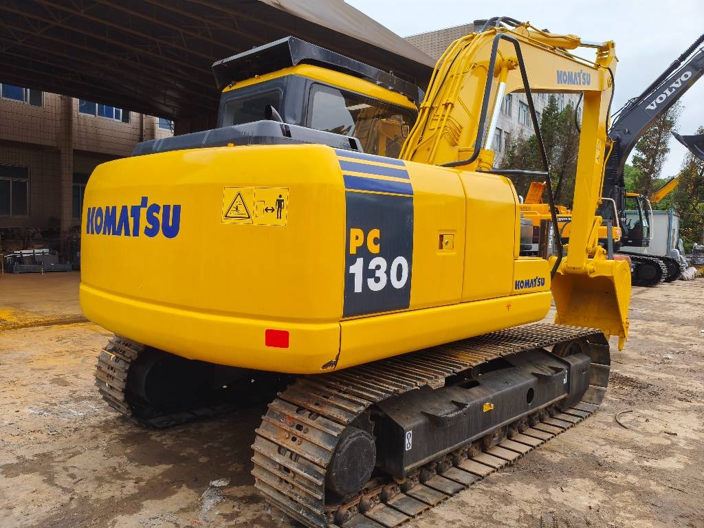 Komatsu PC130-7