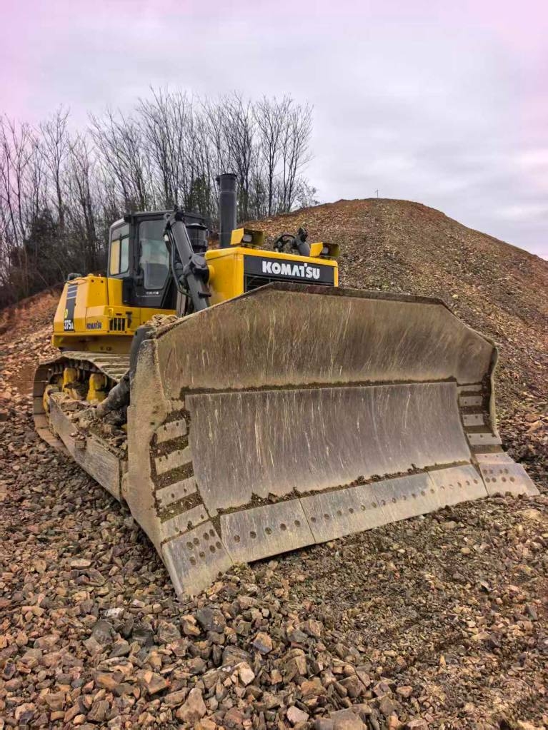 Komatsu D357A