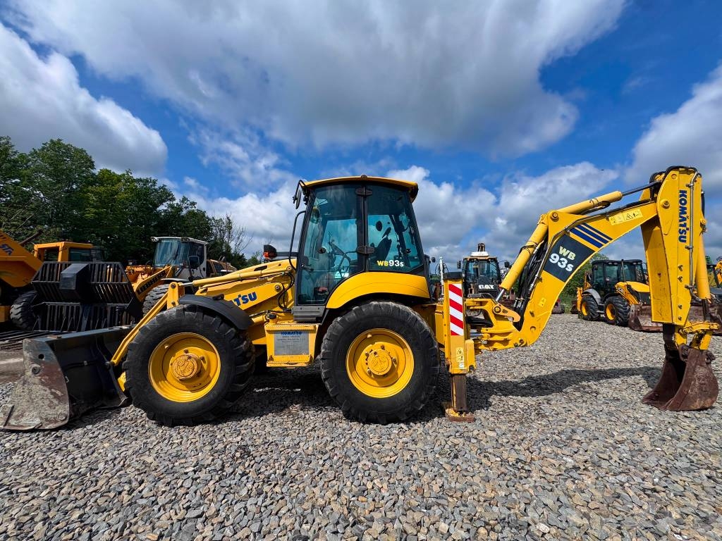 Komatsu WB 93 S-5