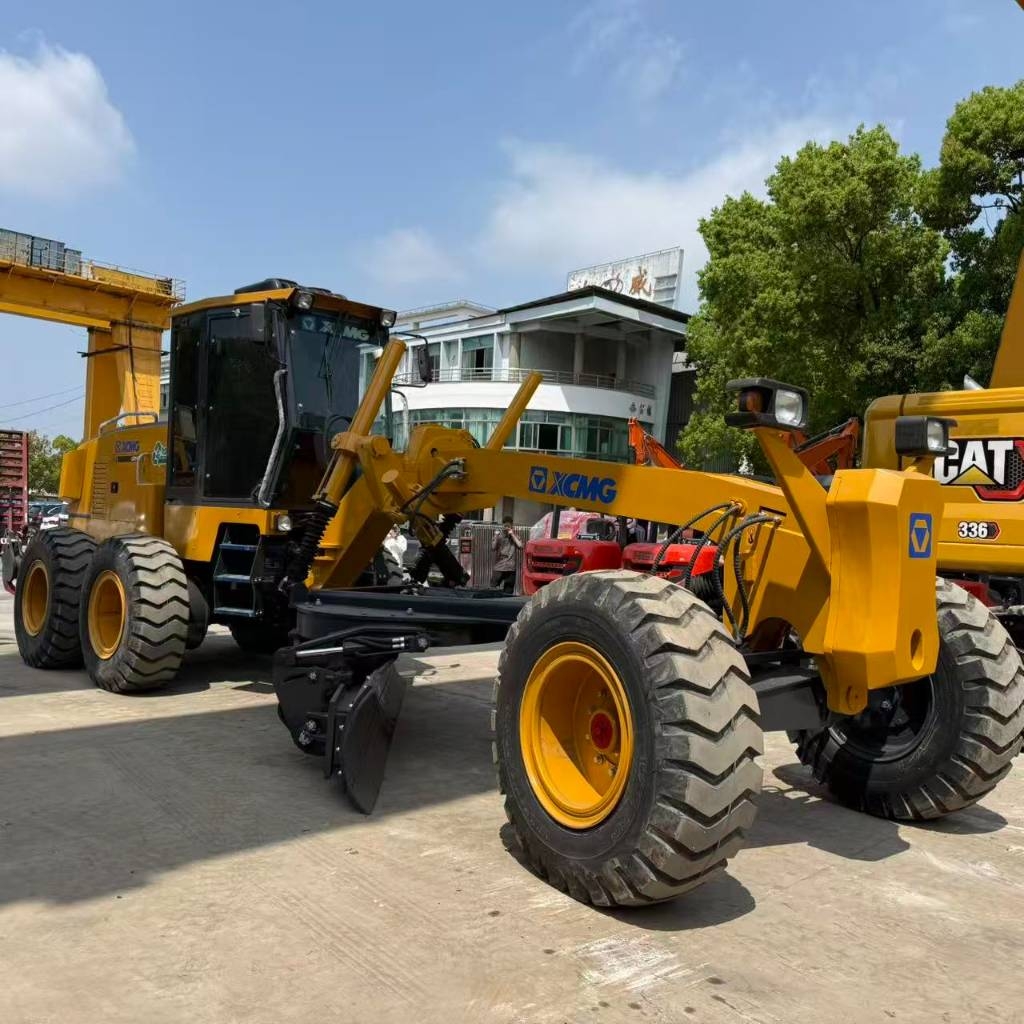 XCMG GR1803