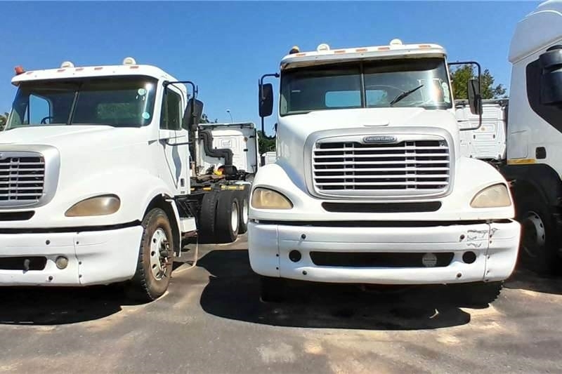 Freightliner COLUMBIA 112-34