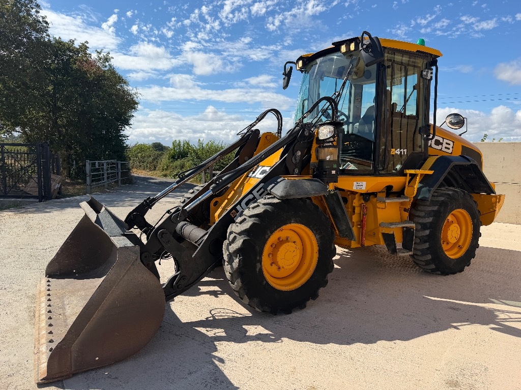 JCB 411 HT