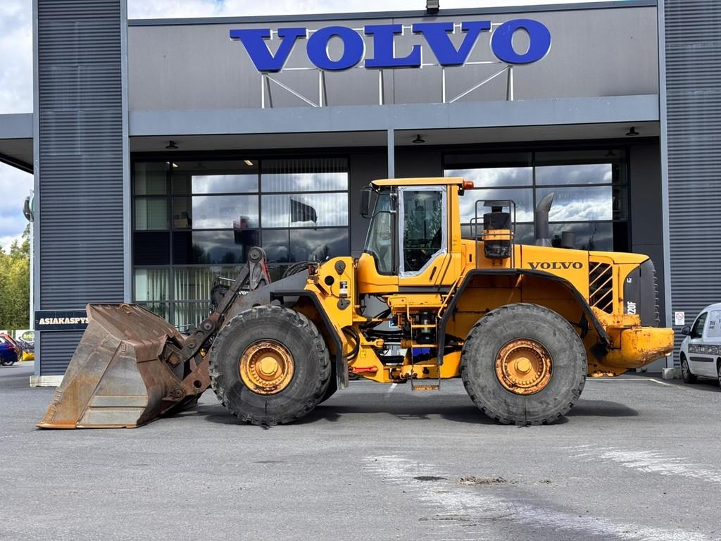 Volvo L220F