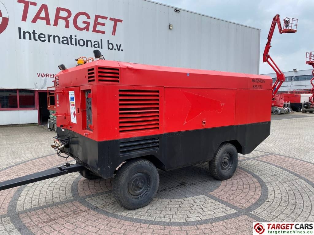 Compresseur Doosan 12235 Air Compressor 13,1Bar 23500L/M — occasion 2012, 8 804 h