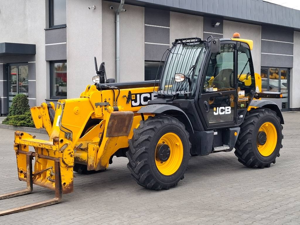 JCB 533-105