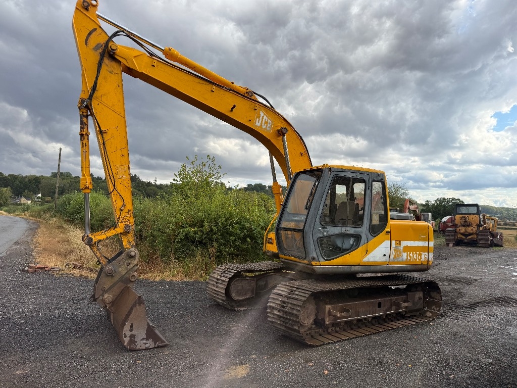 JCB JS 130 LC