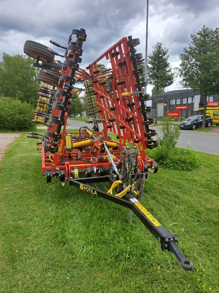 Potila Solver 700
