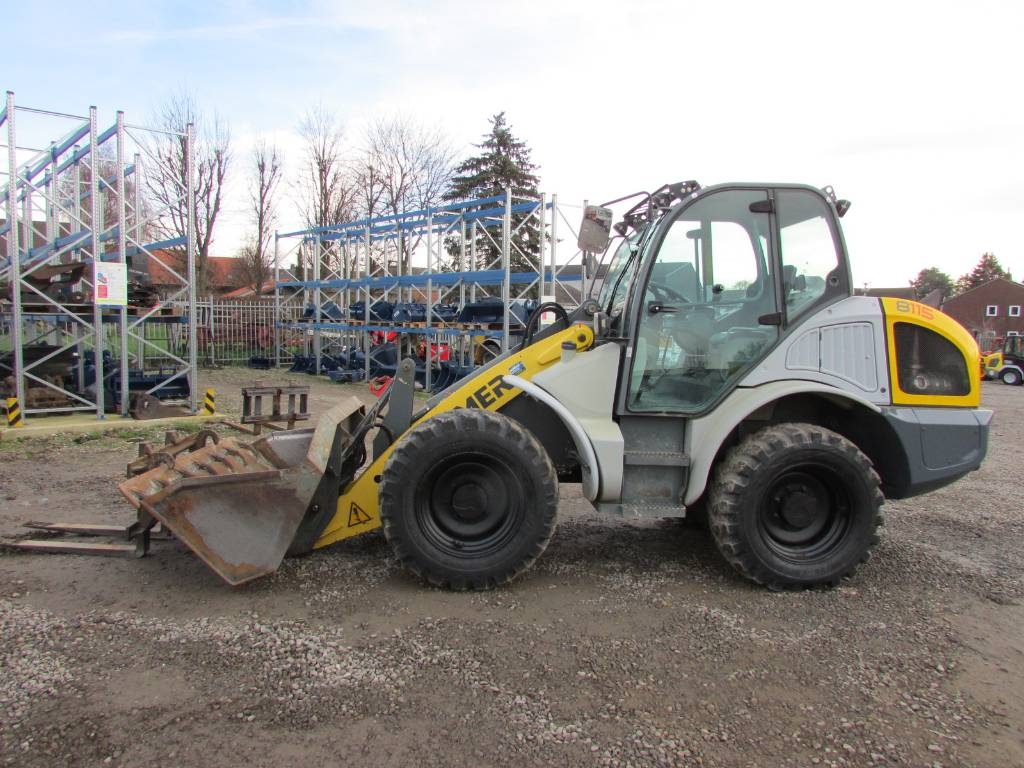 Chargeuse sur pneus Kramer 8115 29.900 EUR — occasion 2015, 5 384 h