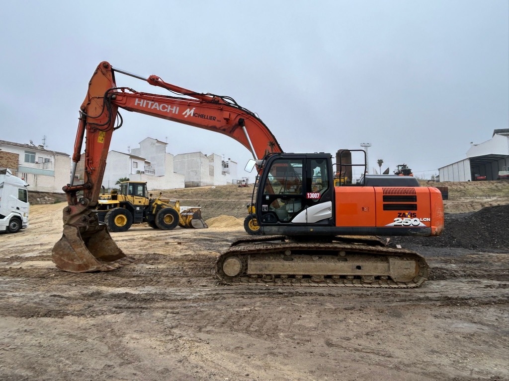 Hitachi ZX 250 LC N-6