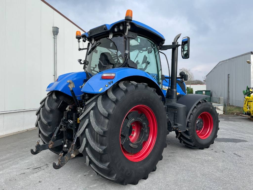 New Holland T 7.270