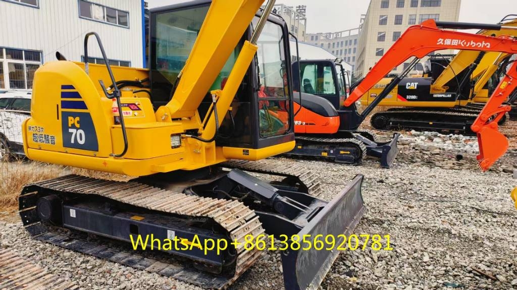 Komatsu PC 70-8