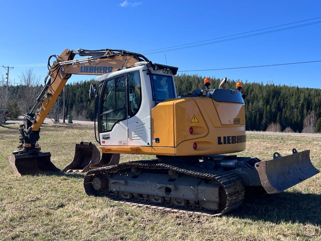 Liebherr R914 Compact EC-oil 3 skopor