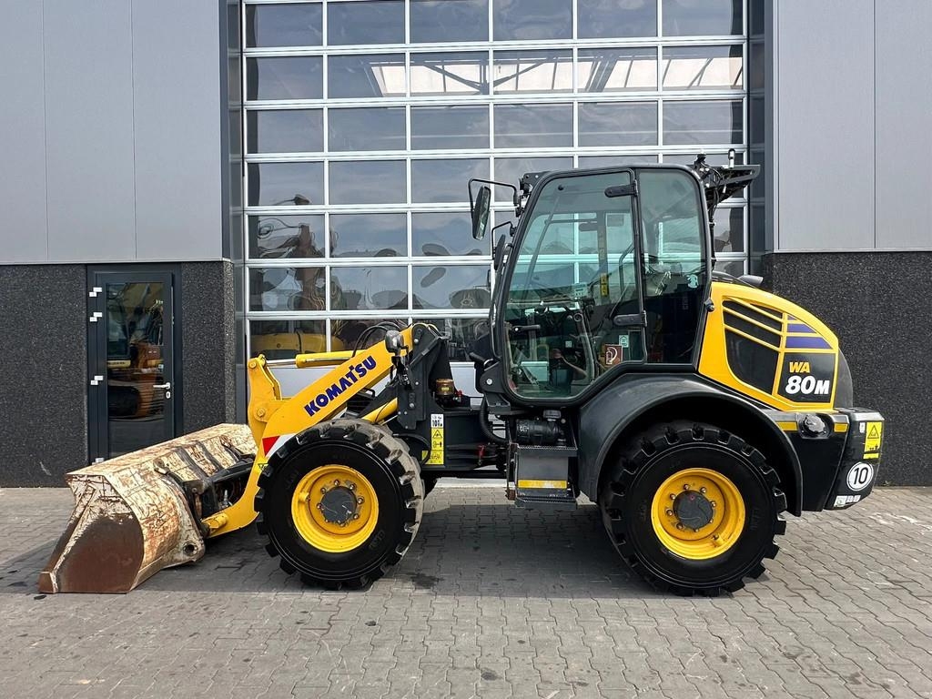Komatsu WA80M-8 | A/C