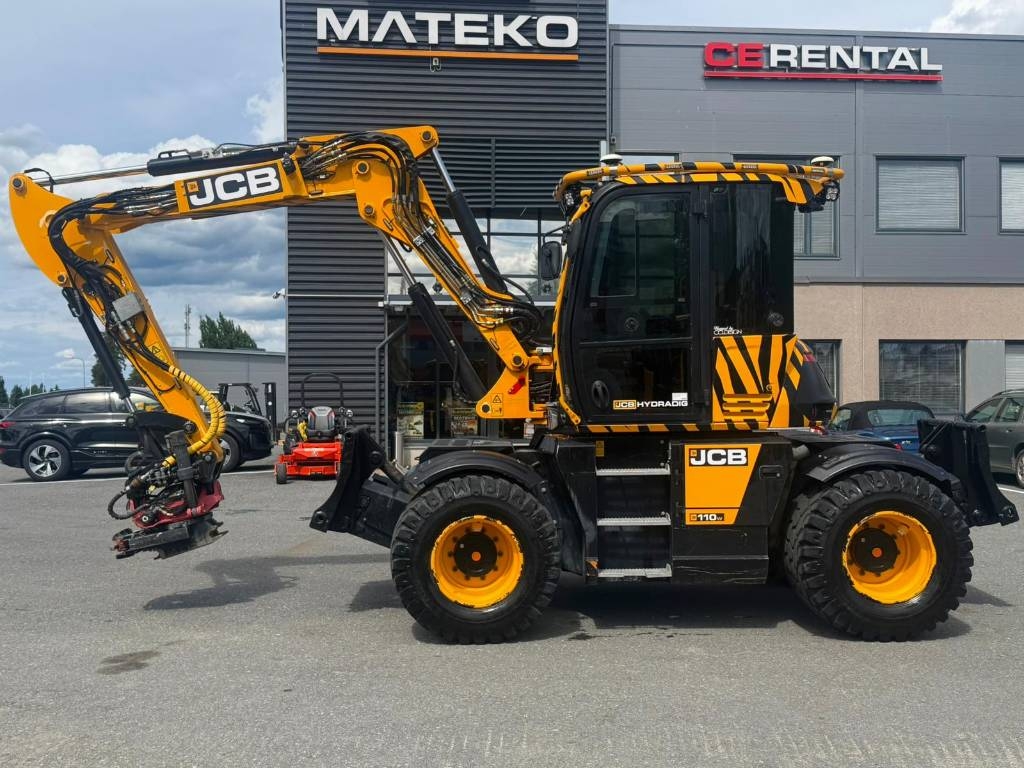 JCB Hydradig / Novatron 3D / 2x Volvo kiinnike /