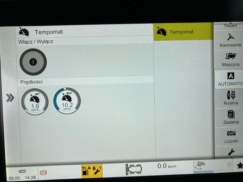 CLAAS TRION 640